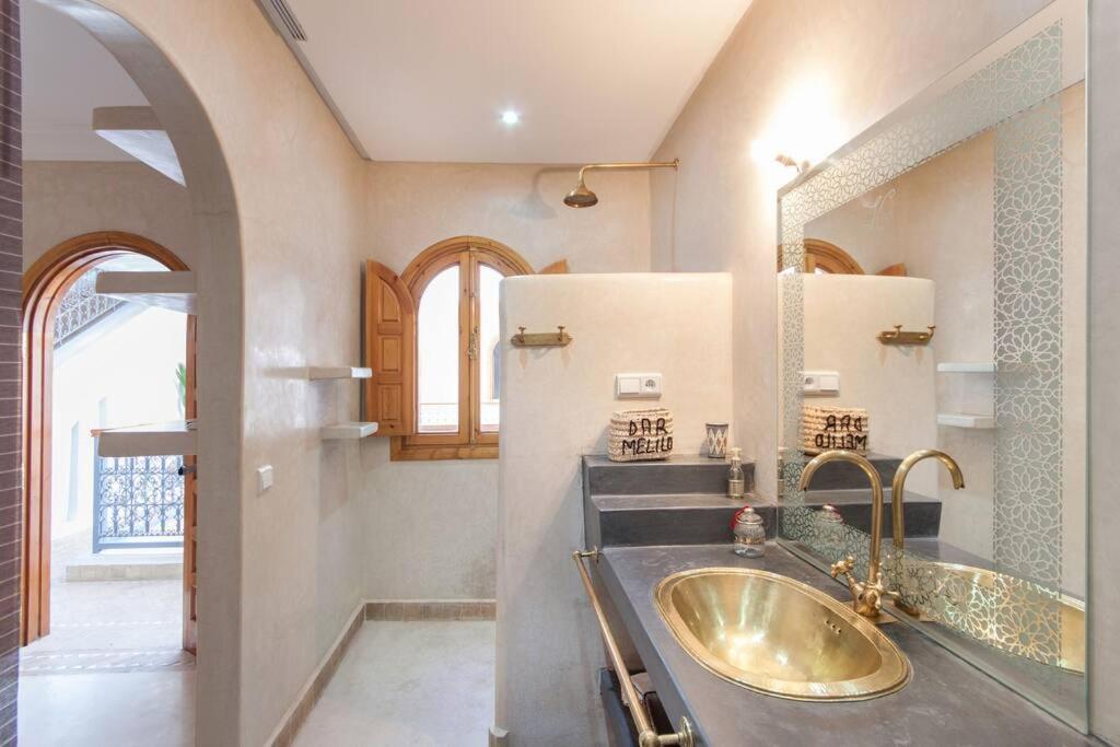 Riad Melilo Avec Piscine Chauffee Marrakesh Eksteriør billede