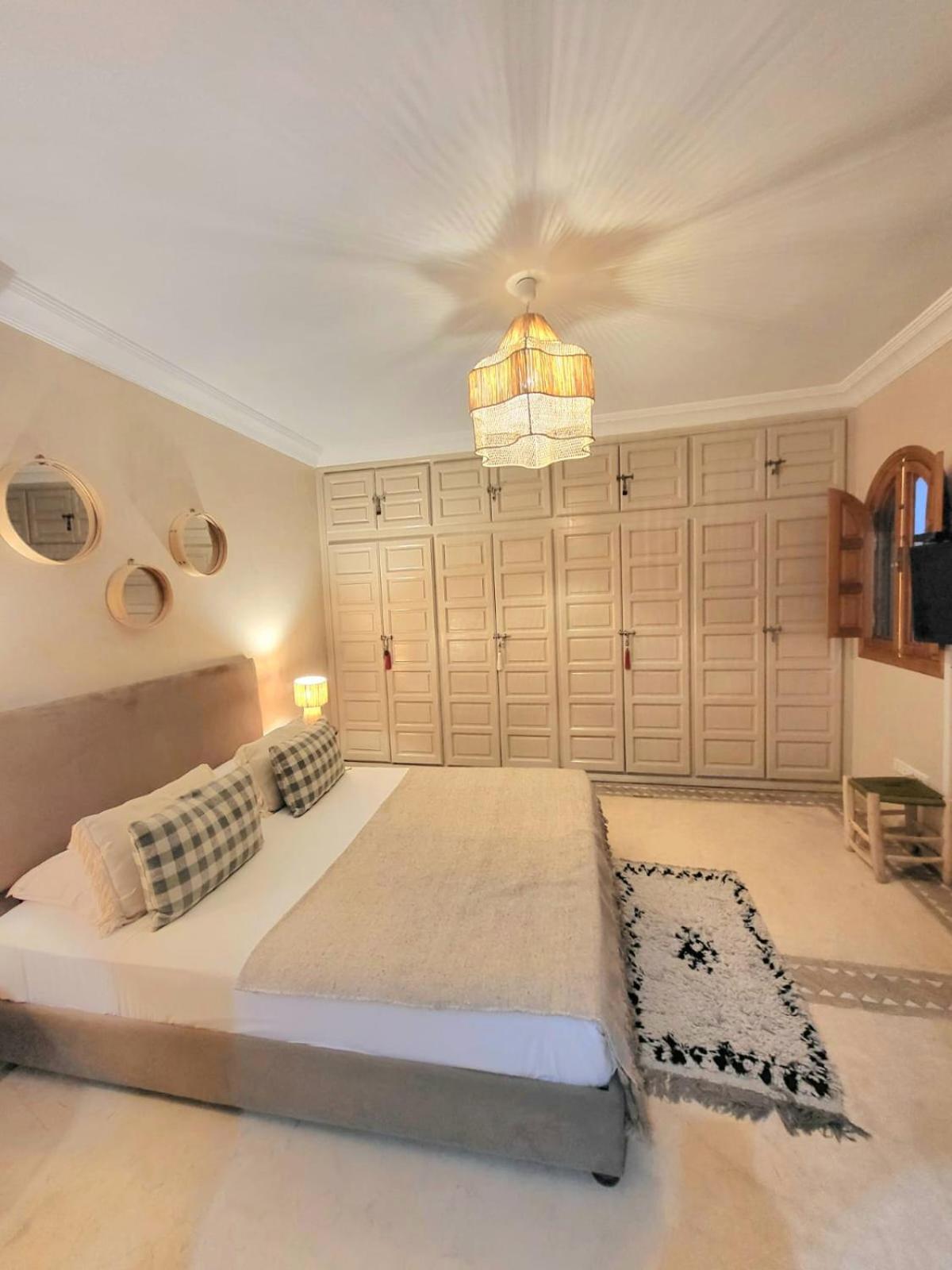Riad Melilo Avec Piscine Chauffee Marrakesh Eksteriør billede
